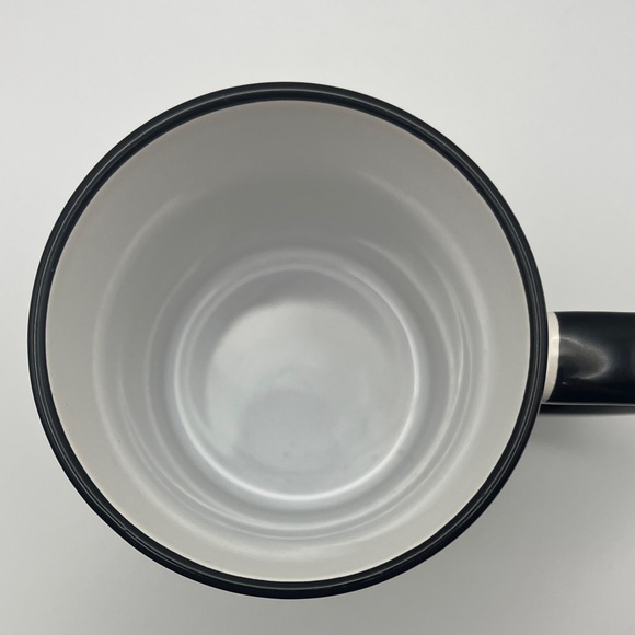 Holly Dolly Christmas Mug Dolly Parton - Picture 7 of 13